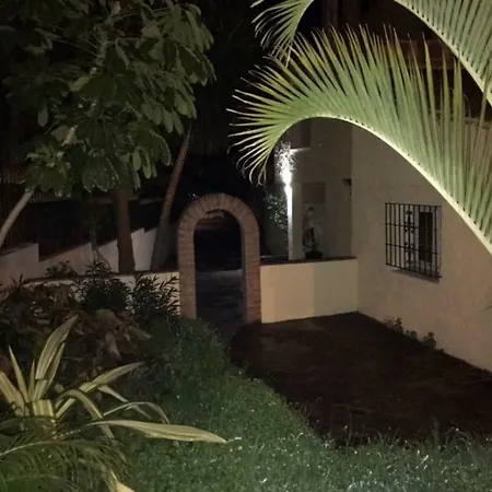 Playa Sin Aglomeraciones, Tarifas Especiales Cerca De Puerto Banus Apartman