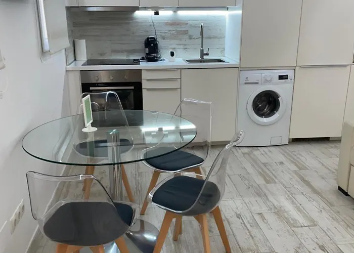 Playa Sin Aglomeraciones, Tarifas Especiales Cerca De Puerto Banus Apartamento *