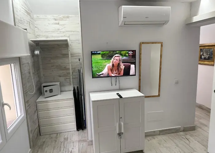 Playa Sin Aglomeraciones, Tarifas Especiales Cerca De Puerto Banús *