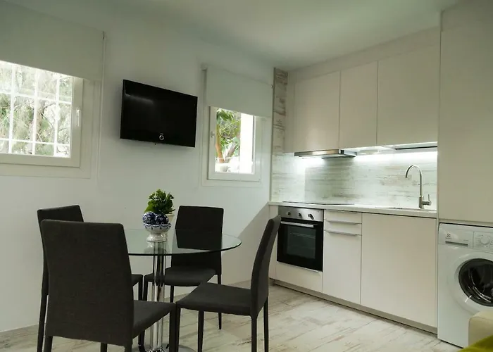 Apartamento Playa Sin Aglomeraciones, Tarifas Especiales Cerca De Puerto Banús Estepona